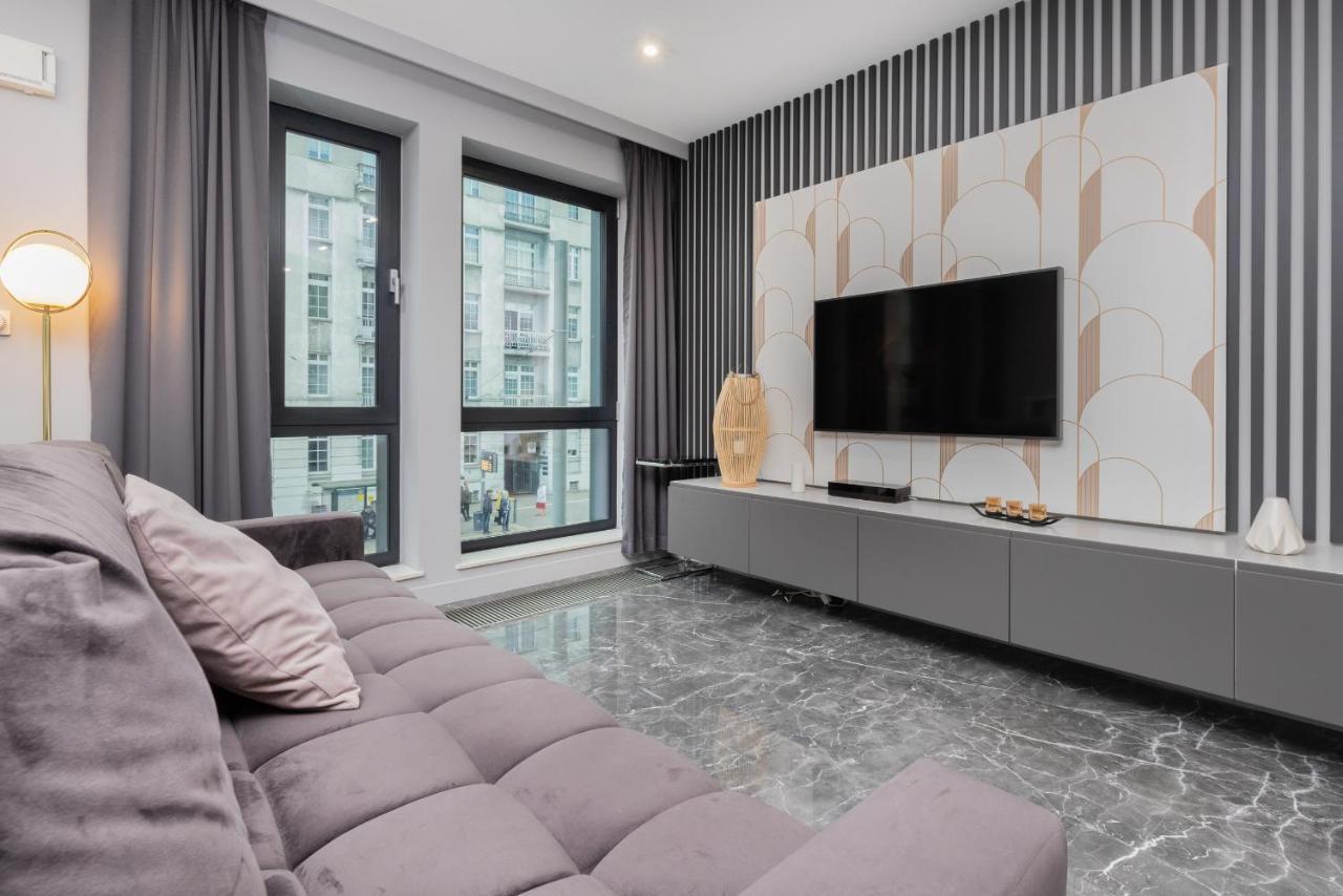 Luxurious Apartment With Two Bedrooms And Parking In Gdynia By Noclegi Renters Exteriör bild